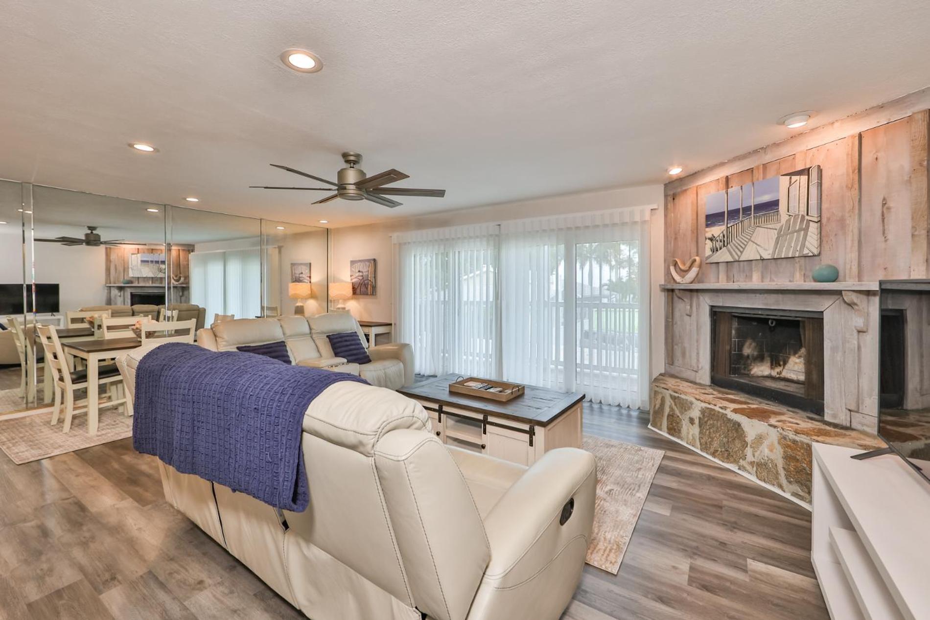 100 Steps To Beautiful Indian Rocks Beach, Oceanside, 2 Bedroom Updated Condo Clearwater Beach Exterior photo